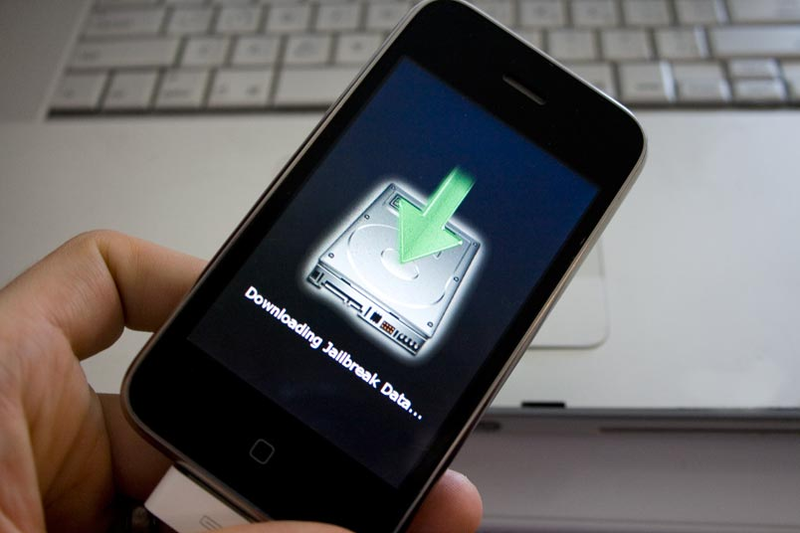 Illustration for article titled Jailbreak and Unlock iPhone 3.0